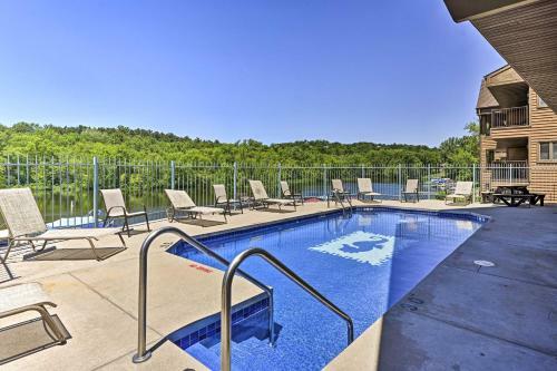 Apartamento Waterfront Wisconsin Dells Condo With Patio!
