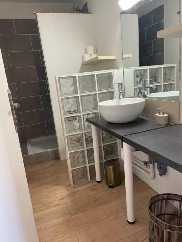 Apartamento Appartement Terrasse Et Parking Le Cocon D'emie