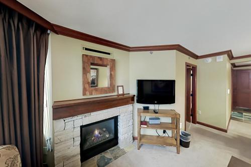 Resort At Squaw Creek II