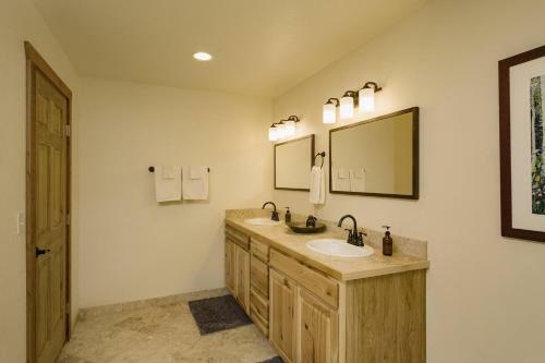 49617 Hwy 550 - Inn 3 Bed Listing