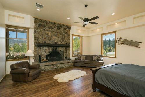 49617 Hwy 550 - Inn 3 Bed Listing