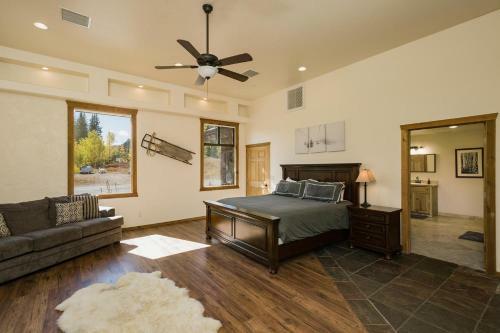 49617 Hwy 550 - Inn 3 Bed Listing