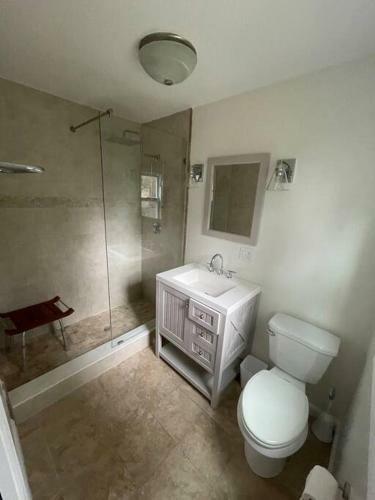 Shore Drive - 2 Bedroom/2 Bath/bunk/queen Oasis
