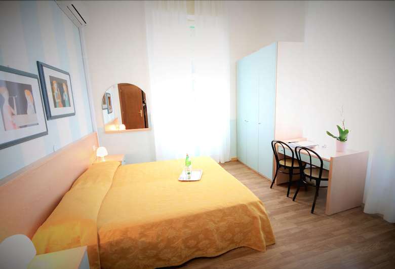 Hostal Albergo Villa Gradita