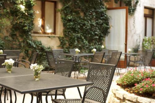 Hotel Albergo Accademia