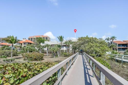 Marco Beach Ocean Resort IV