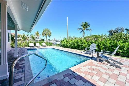 Buttonwd 813 - Buttonwood Home