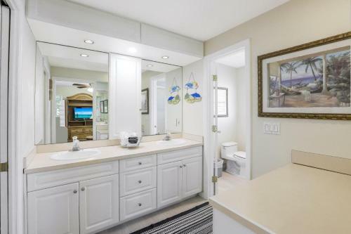1143 Edington Place