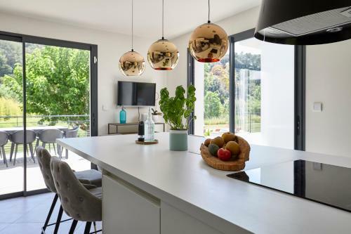 Modern Villa 4 Beds With Swimming Pool