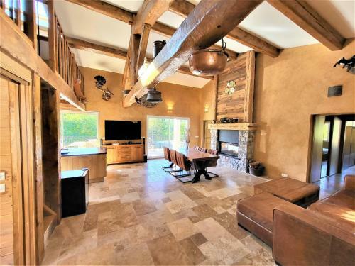 Villa Avec Piscine Chauff�e � L'ann�e(verdon/golf)