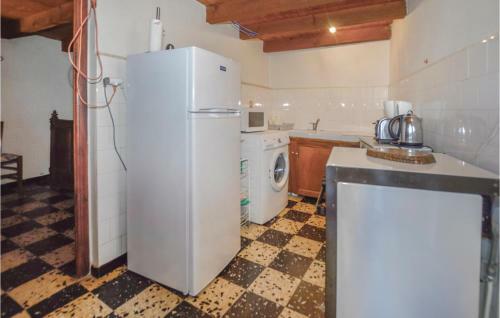 Awesome Home In Pietra Di Verde With 3 Bedrooms