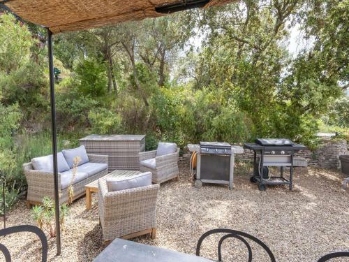 Serene Holiday Home In Pignans With Private Pool