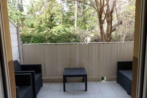 Apartamento Charming Studio With Terrace In Aix-en-provence