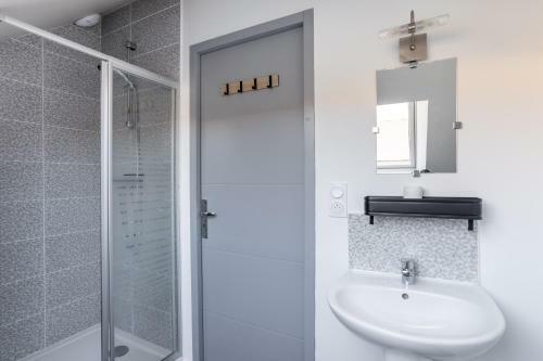Apartamento Teranga - Studio Proche Chu Avec Grande Terrasse