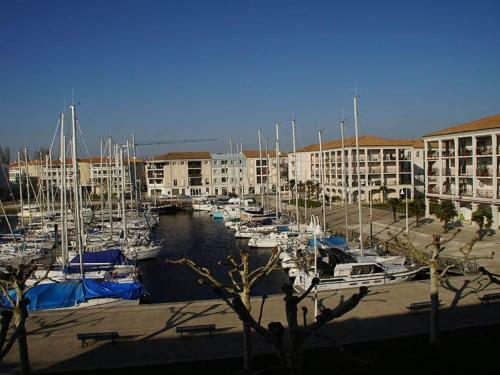 Lively Apartment In Rochefort With Balcony