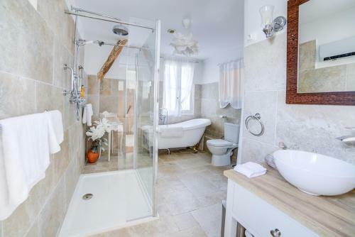 Bed & Breakfast Manoir Le Coutureau Maisons D'h�tes