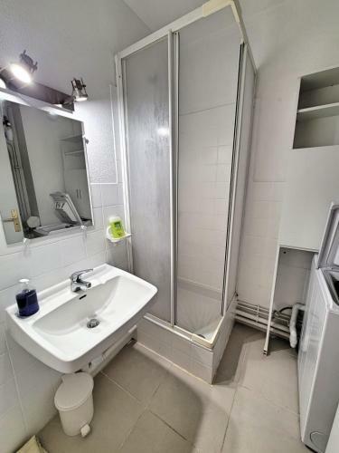 Apartamento Cosy 20m With Balcony Near The Beaches