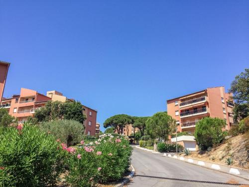 Apartment Les Pins Ensoleilles-8