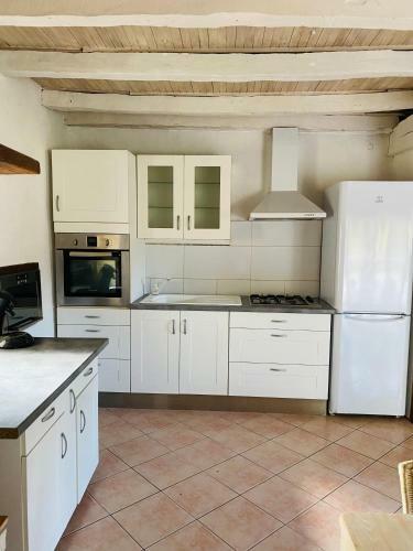 Maison En Pierre � La Campagne En P�rigord Dordogne