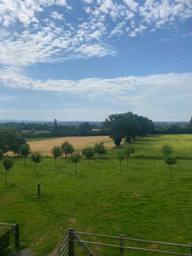 Chambre � La Campagne Pr�s De La Ville