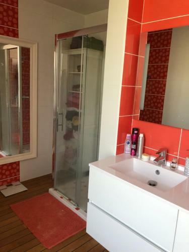 Chambre � La Campagne Pr�s De La Ville