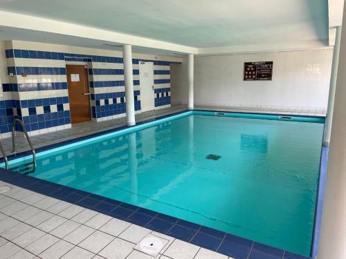 Apartamento 3 Habitaciones Con Parking Y Piscina