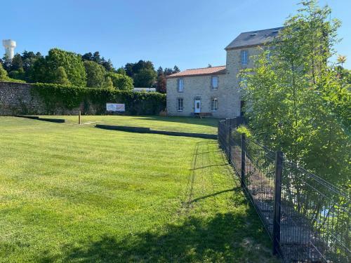 Apartamento Vintage A 10 Mn Du Puy Dufou