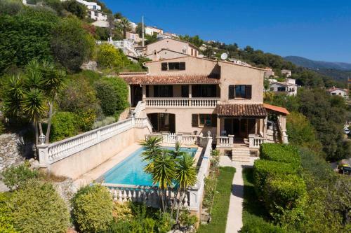 Spacious Villa With Sea View- Pool - Jacuzzi-sauna