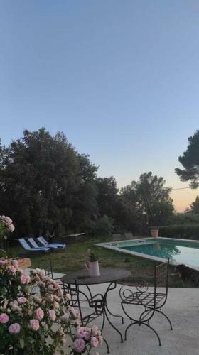 Villa L'intemporelle : Bastide Au Pied Du Luberon
