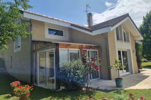 La Villa � St-martin-d'uriage #dn