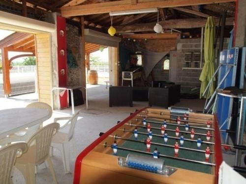 G�te Saint-savin, 4 Pi�ces, 6 Personnes - Fr-1-440-132