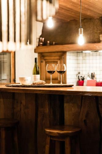 Chalet Familial Authentique Avec Jardin/chemin�e