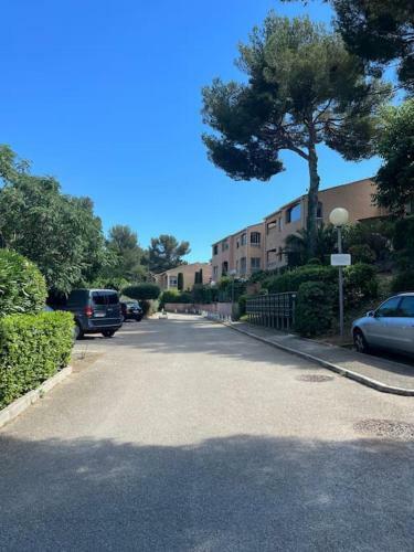 Apartamento 2 Pieces+terrasse - Proche Plages Sanary