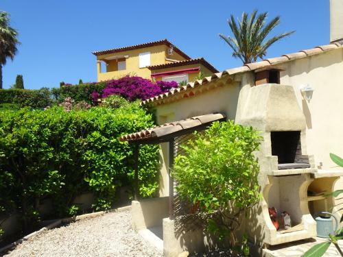 Les Genets D'or - Le Clos Saint Michel
