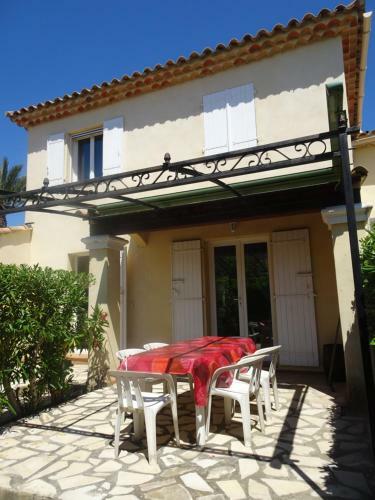 Les Genets D'or - Le Clos Saint Michel