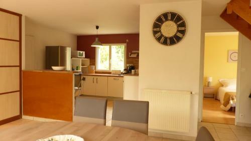 Maison Familiale 7 Pers. Avec Jardin � Vannes/s�n�