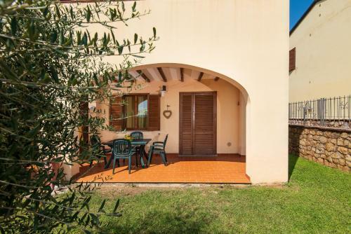 Aparthotel Le Corti Di Montepitti