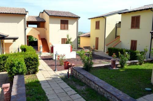 Aparthotel Le Corti Di Montepitti