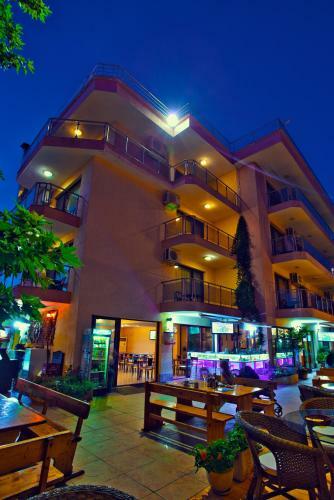 Family Hotel Karel
