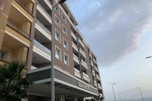 New Apartment Near The Beach