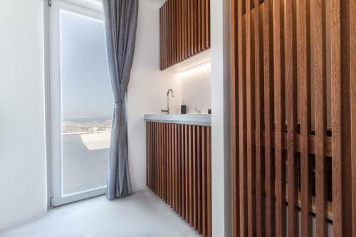 Wabi Luxury Suites & Maisonettes Ios