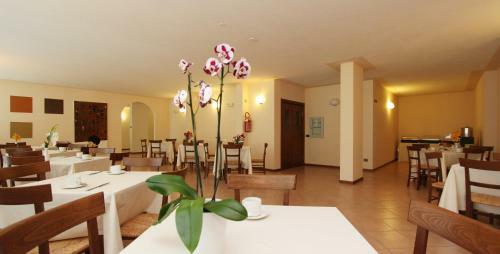 Hotel Garn� Al Poggio