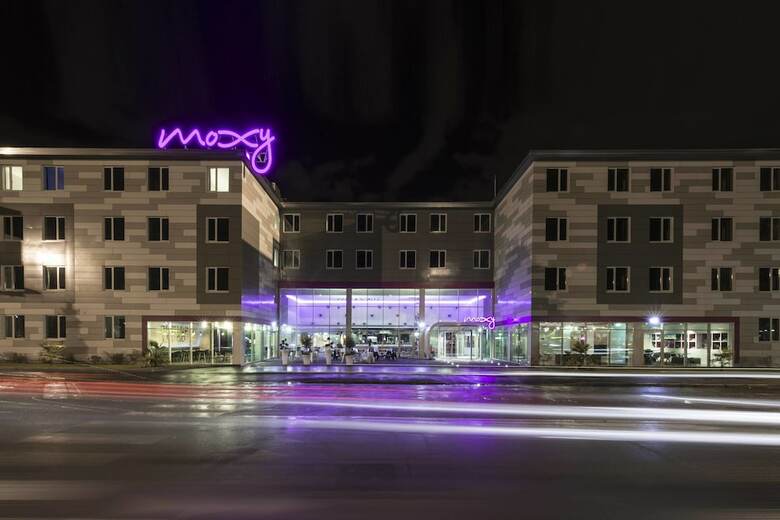 Hotel Moxy Milan Malpensa Airport