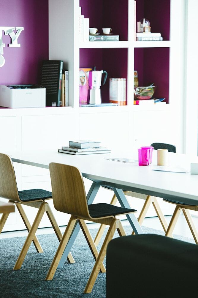 Hotel Moxy Milan Malpensa Airport