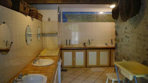 Camping Jardin La Vie En Vert En Ari�ge