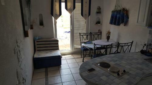 Apartments Lopar Story