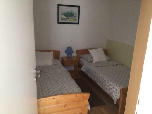 Apartments P&l - 25m From Beach