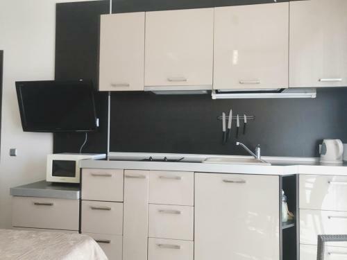 First Line Apartments Argo - Studio Room