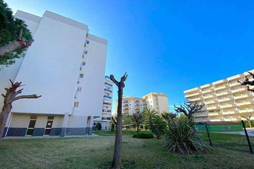 Apartamento Familiar Con Piscina A Pasos Del Mar