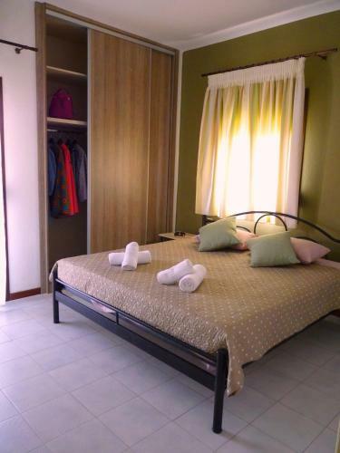 Yannis Apartments